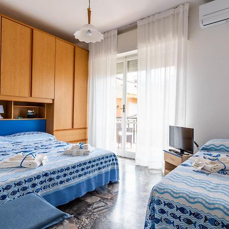 Apartament Gioiello Marino - Mare, 2 Minuti A Piedi Pietra Ligure Zewnętrze zdjęcie